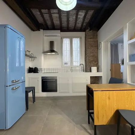 Cozy Corner In Magical Trastevere Appartamento *